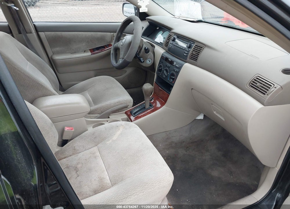 2003 TOYOTA COROLLA LE VIN: JTDBR32E130018021