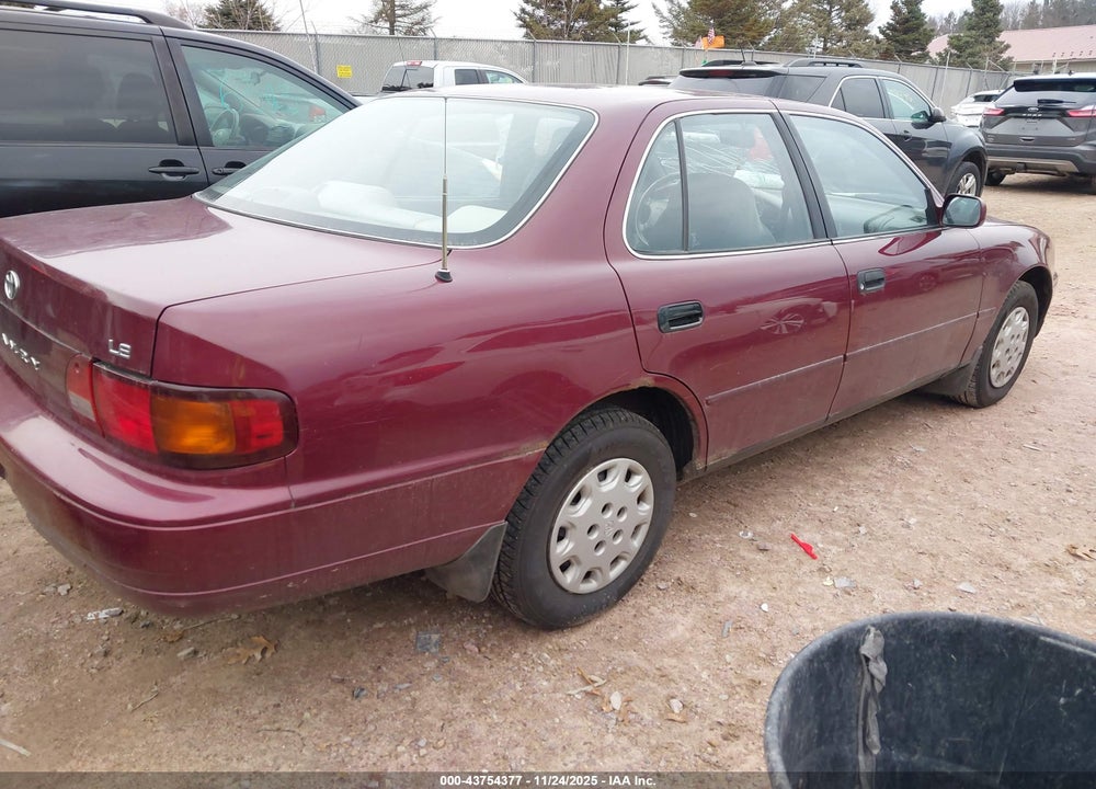 1996 TOYOTA CAMRY DX/LE/XLE VIN: 4T1BG12K3TU751000