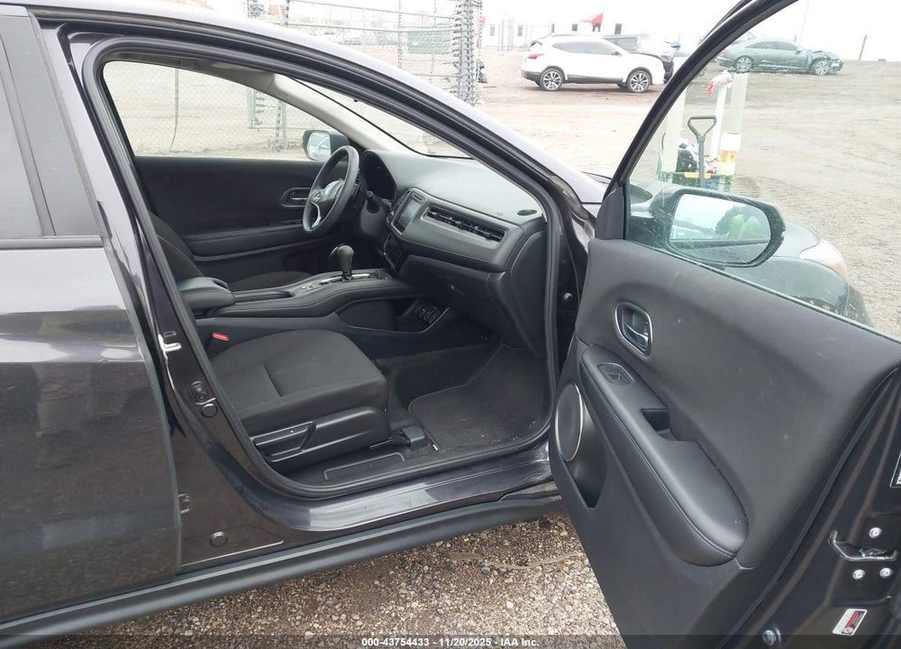 2016 HONDA HR-V VIN: 3CZRU6H56GM748798