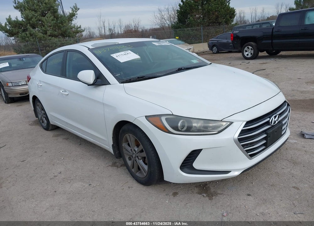 2018 HYUNDAI ELANTRA SEL VIN: 5NPD84LF6JH332854