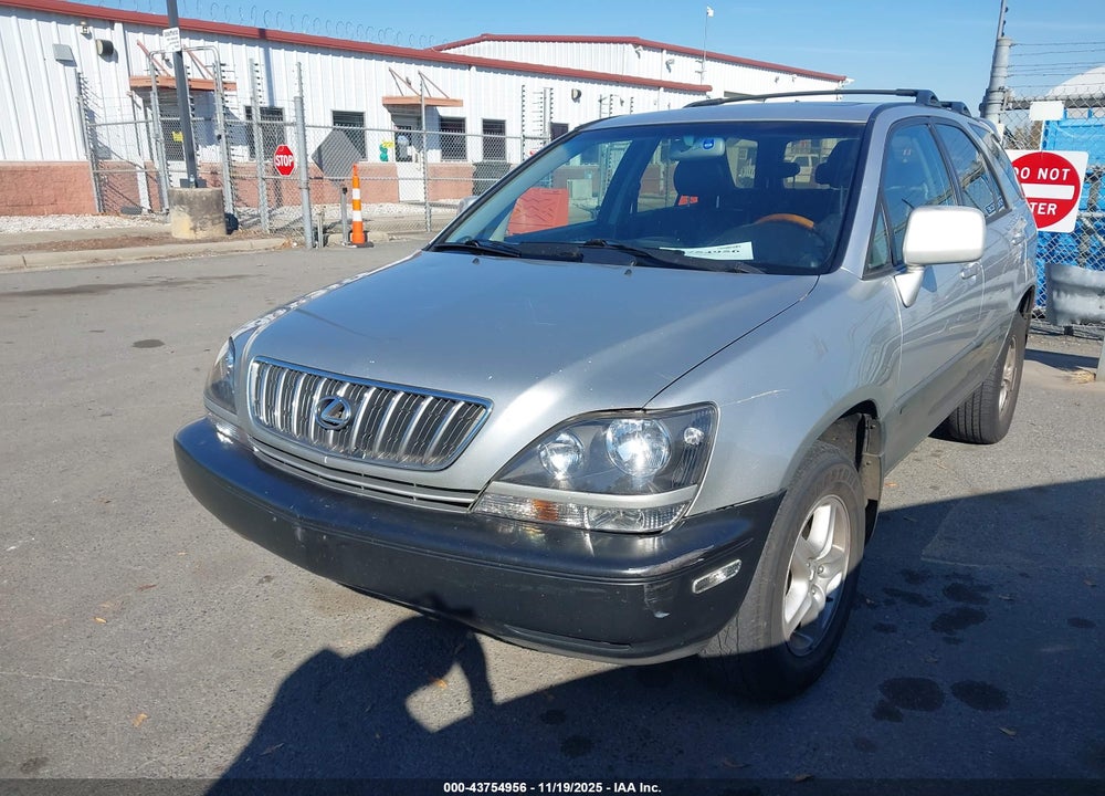 2002 LEXUS RX 300 VIN: JTJHF10U920291236