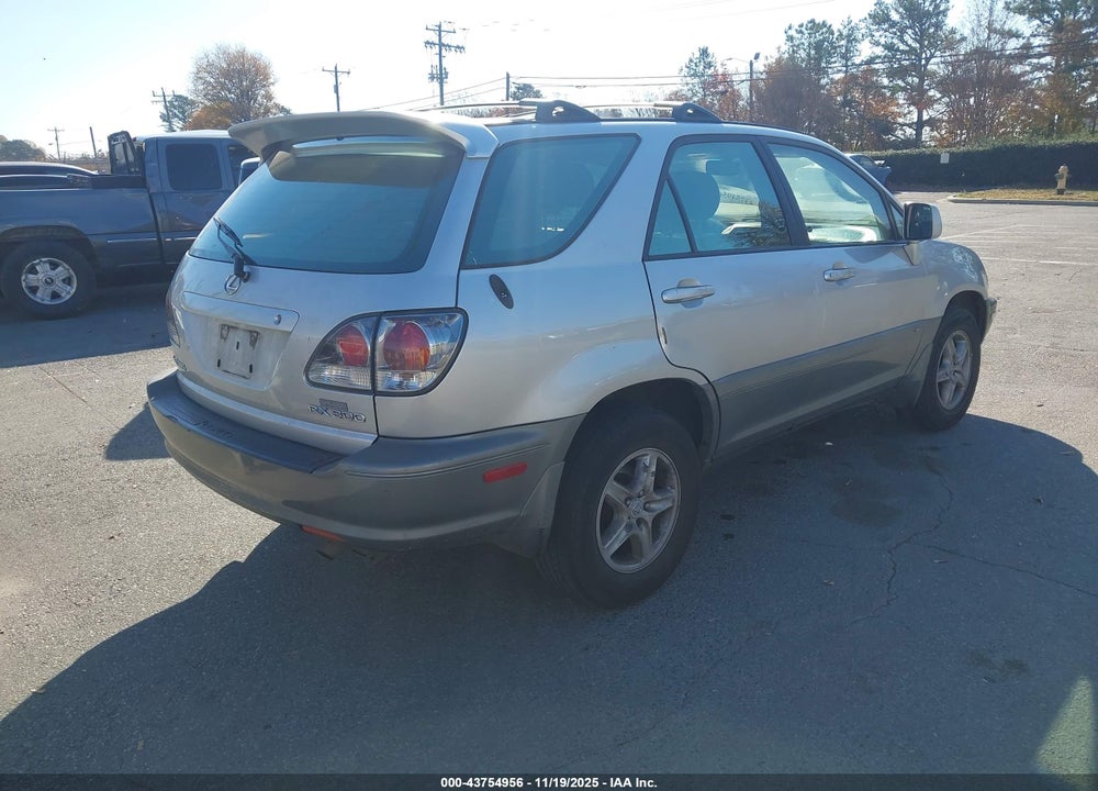 2002 LEXUS RX 300 VIN: JTJHF10U920291236