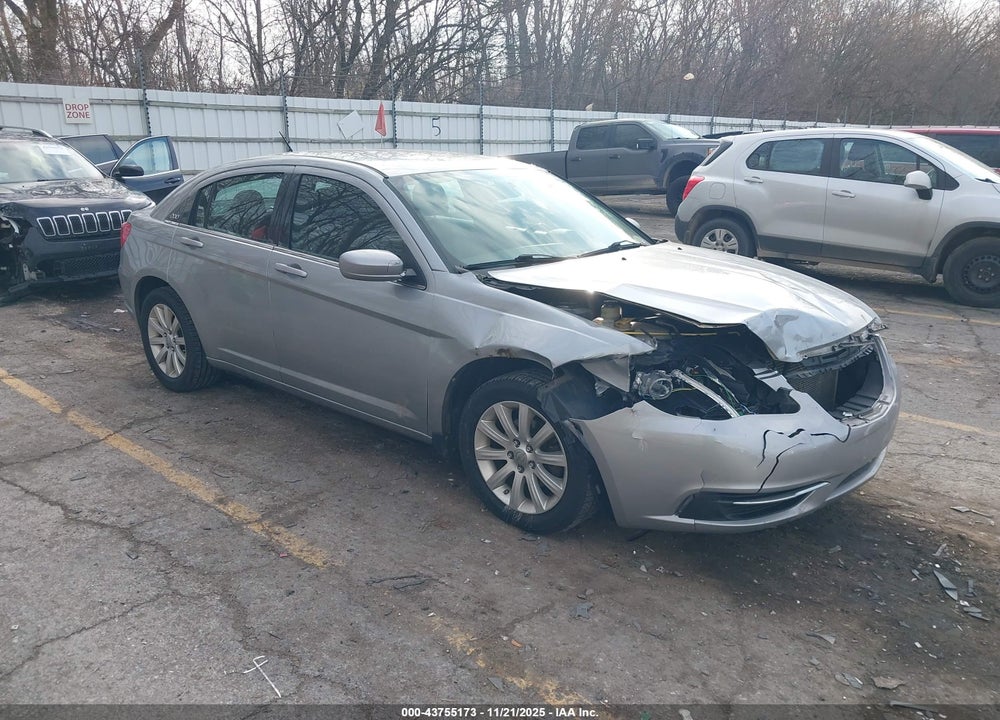 2013 CHRYSLER 200 TOURING VIN: 1C3CCBBB9DN722899