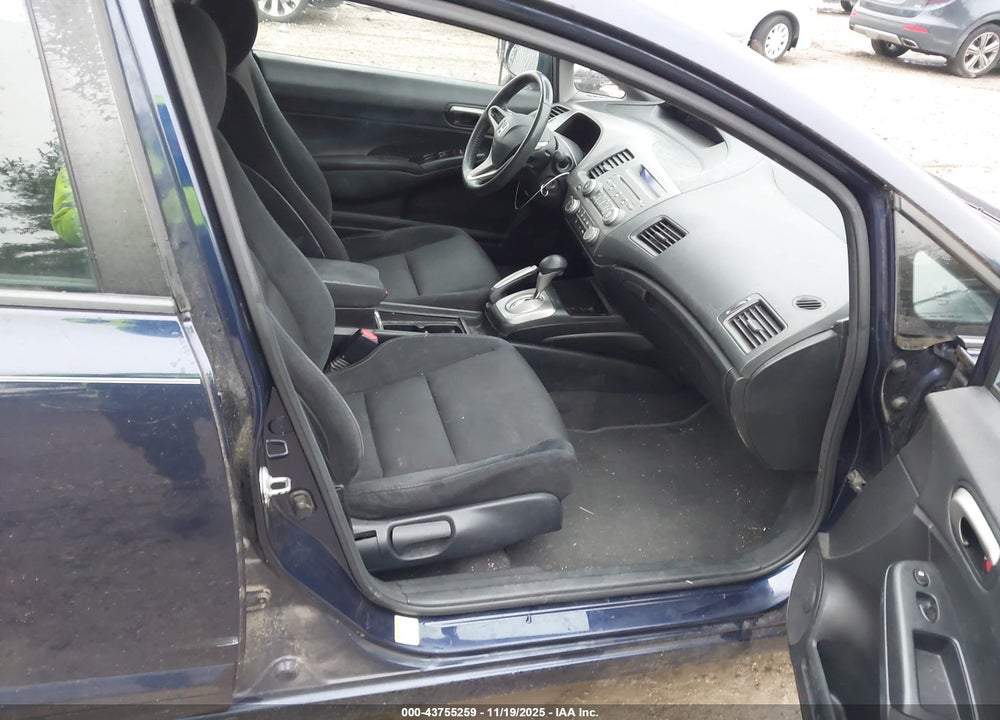 2010 HONDA CIVIC VIN: 19XFA1F68AE065261