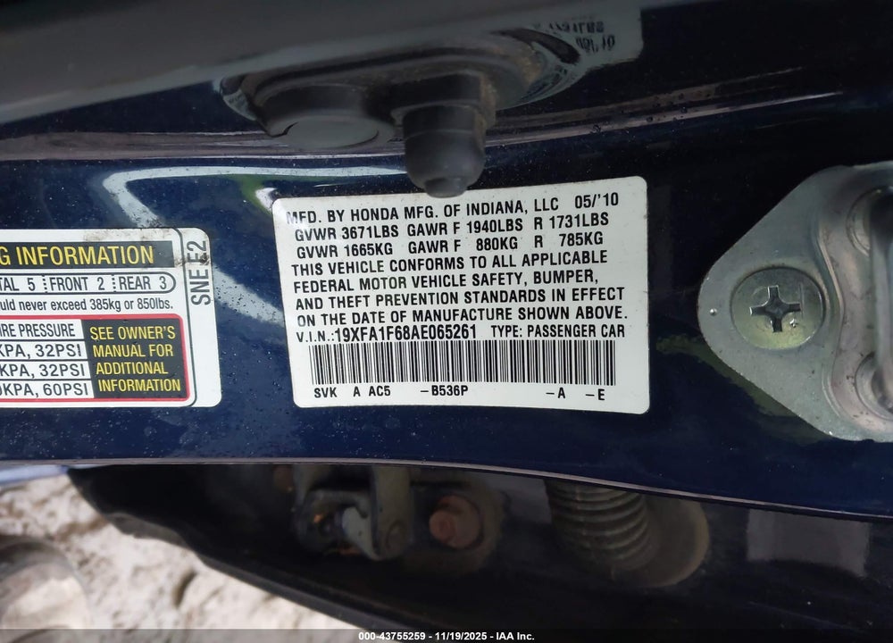 2010 HONDA CIVIC VIN: 19XFA1F68AE065261