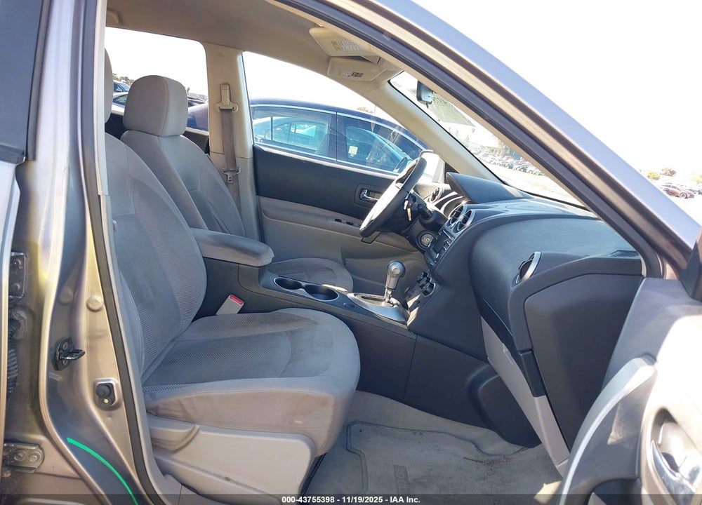 2012 NISSAN ROGUE S VIN: JN8AS5MT8CW607835