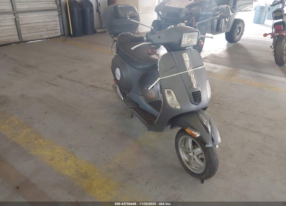 2012 VESPA LX 150IE VIN: ZAPM688F1C5400551