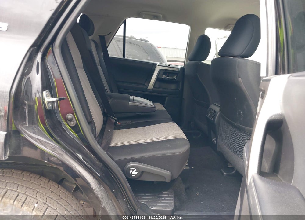 2024 TOYOTA 4RUNNER SR5 VIN: JTEMU5JR3R6281104