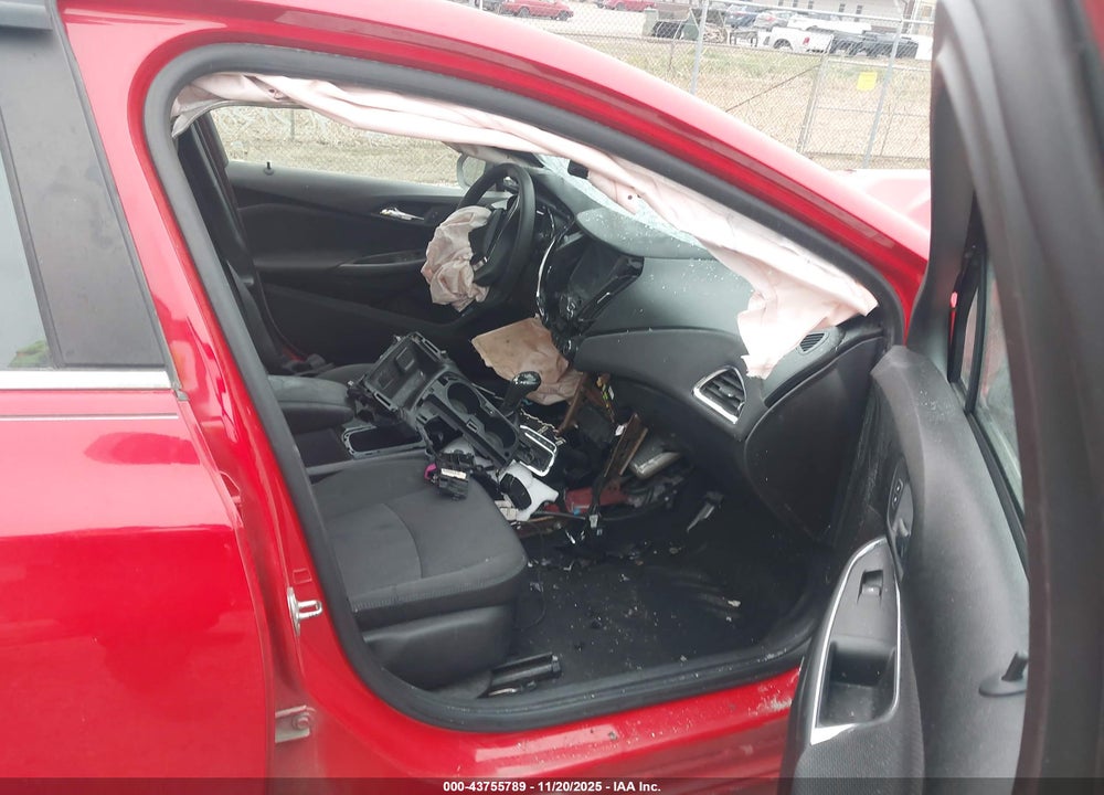2018 CHEVROLET CRUZE LT AUTO VIN: 1G1BE5SM9J7102776