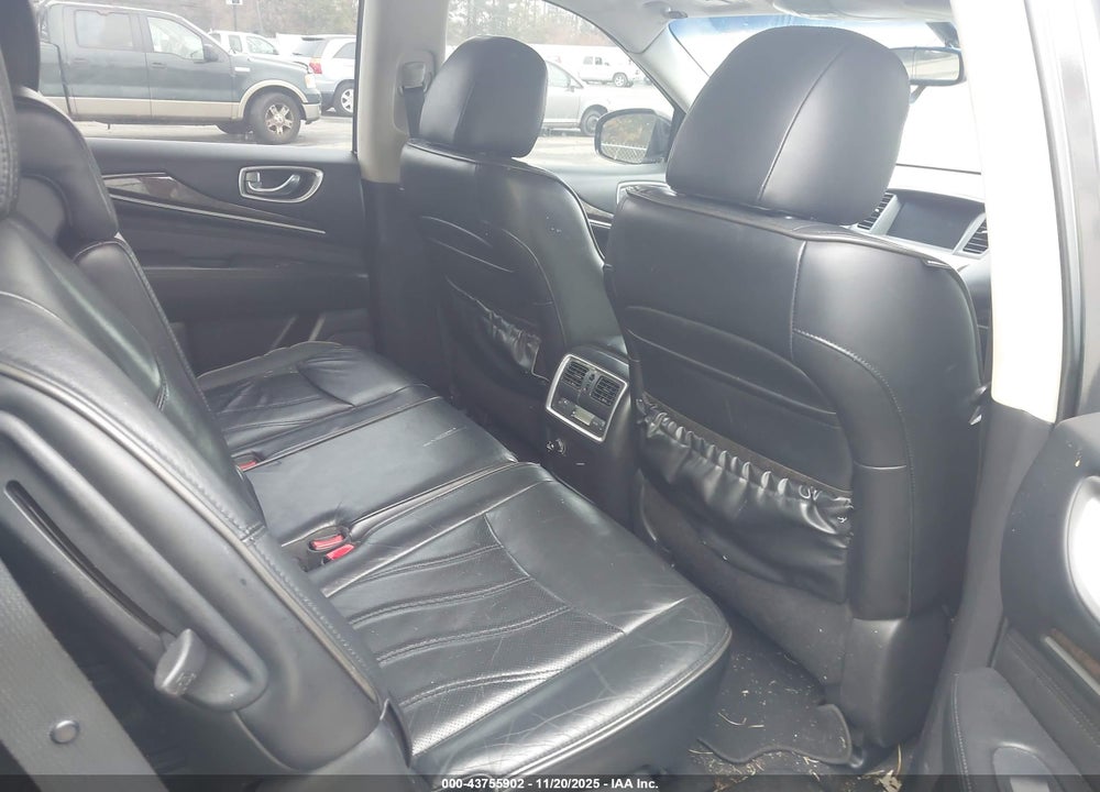 2013 INFINITI JX35 VIN: 5N1AL0MM5DC318348