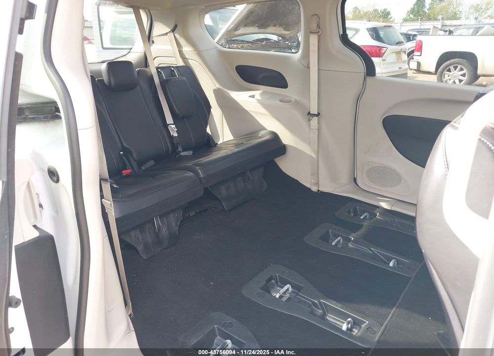 2024 CHRYSLER PACIFICA HYBRID SELECT VIN: 2C4RC1S70RR103971