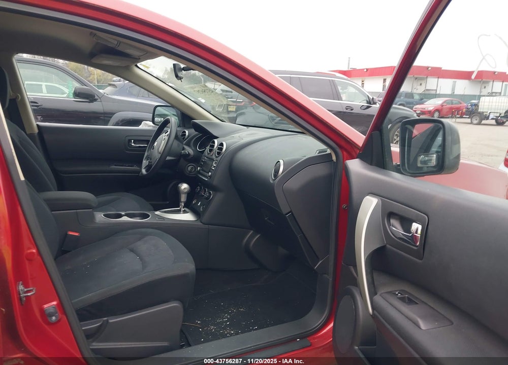 2015 NISSAN ROGUE SELECT S VIN: JN8AS5MV8FW756686