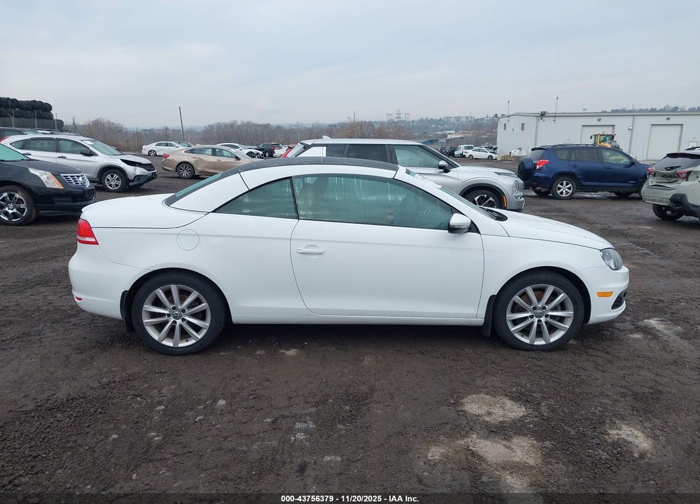 2016 VOLKSWAGEN EOS KOMFORT VIN: WVWBW8AH2GV001111