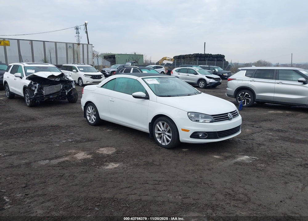 2016 VOLKSWAGEN EOS KOMFORT VIN: WVWBW8AH2GV001111