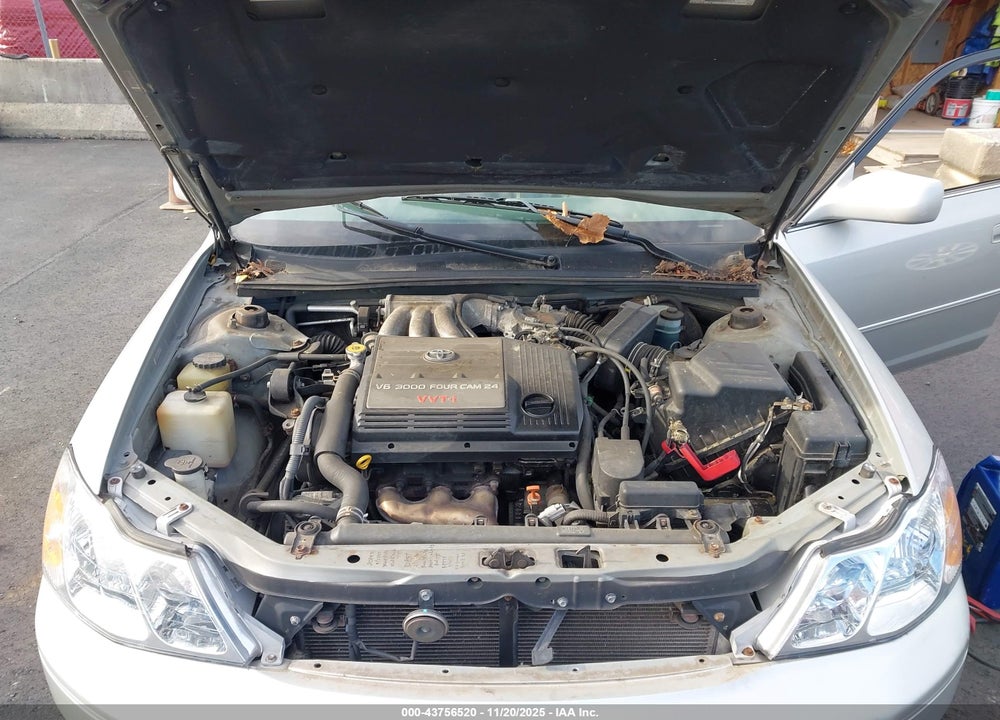 2001 TOYOTA AVALON XL VIN: 4T1BF28B51U145436