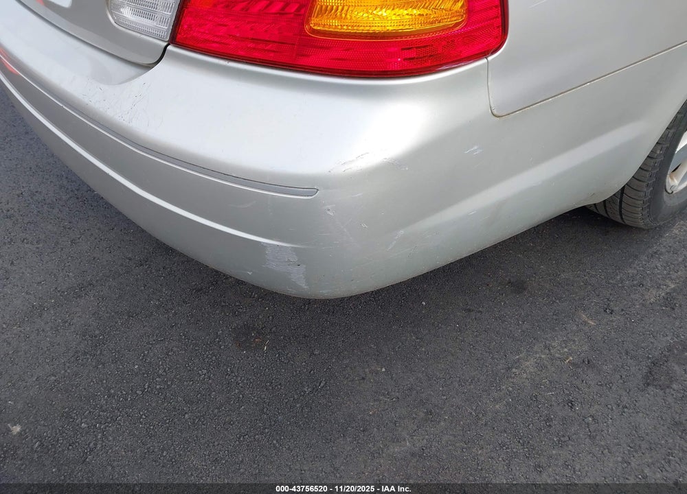 2001 TOYOTA AVALON XL VIN: 4T1BF28B51U145436