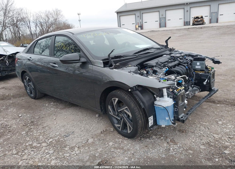 2025 HYUNDAI ELANTRA SEL SPORT VIN: KMHLM4DG3SU079493