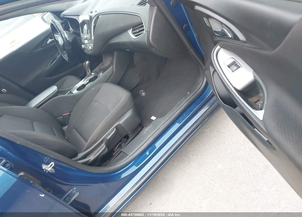 2019 CHEVROLET MALIBU 1LS VIN: 1G1ZB5ST4KF214116