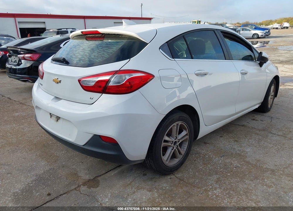 2018 CHEVROLET CRUZE LT AUTO VIN: 3G1BE6SM6JS610372