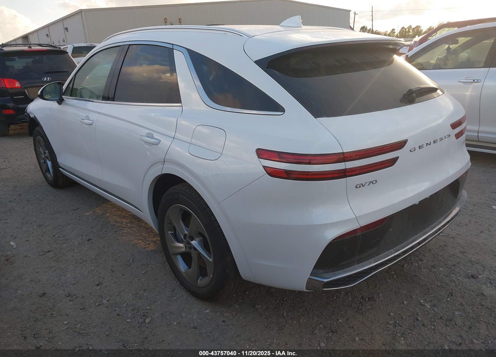 2026 GENESIS GV70 2.5T VIN: KMUMADTB3TU259143