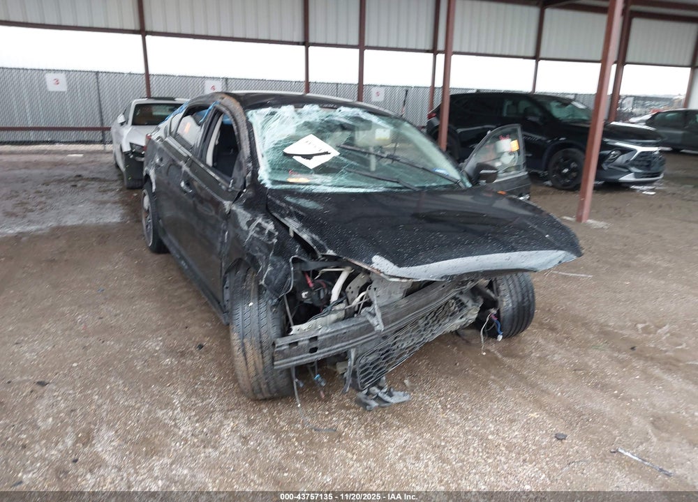 2014 NISSAN SENTRA SR VIN: 3N1AB7APXEY231376