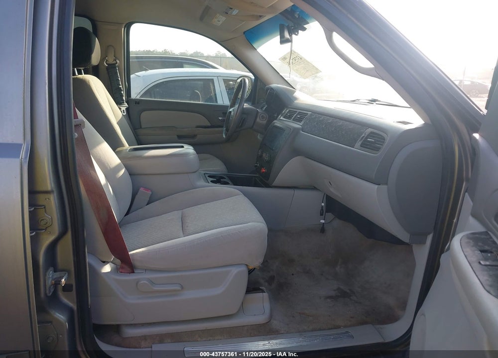 2007 CHEVROLET TAHOE LT VIN: 1GNFK13007R347069