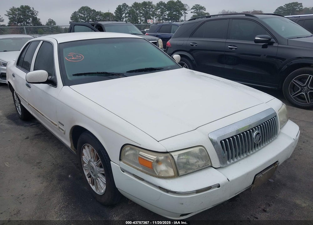 2011 MERCURY GRAND MARQUIS LS (FLEET ONLY) VIN: 2MEBM7FV2BX601986