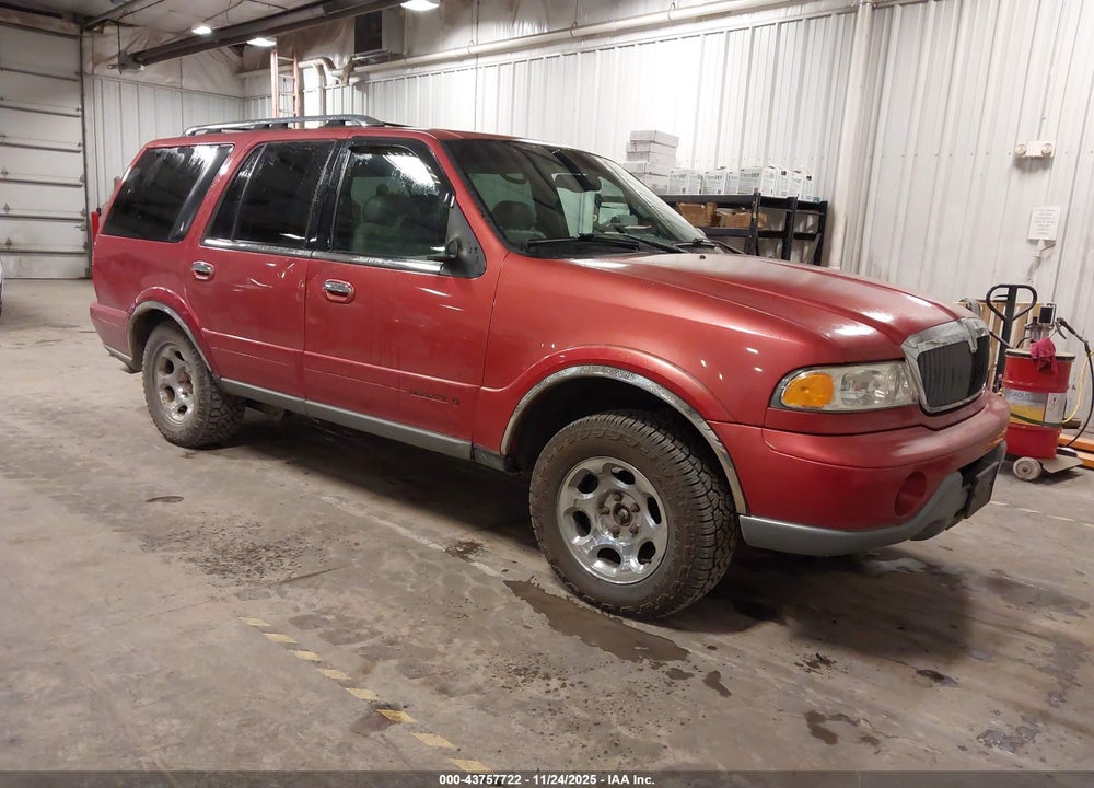 2000 LINCOLN NAVIGATOR VIN: 5LMFU28A3YLJ41011