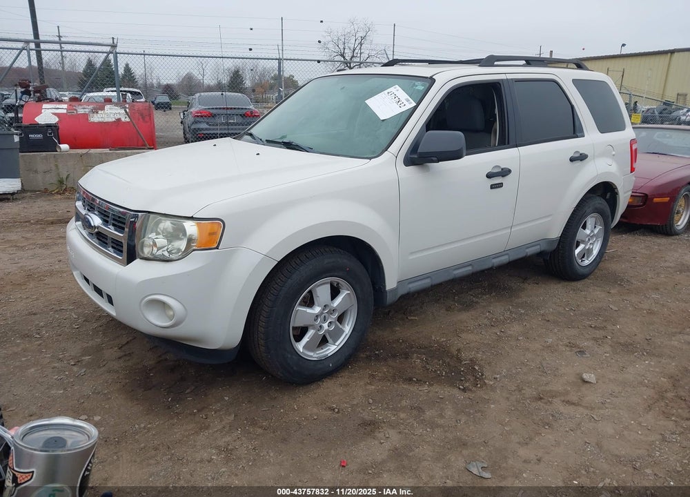 2009 FORD ESCAPE XLT VIN: 1FMCU03729KB26884