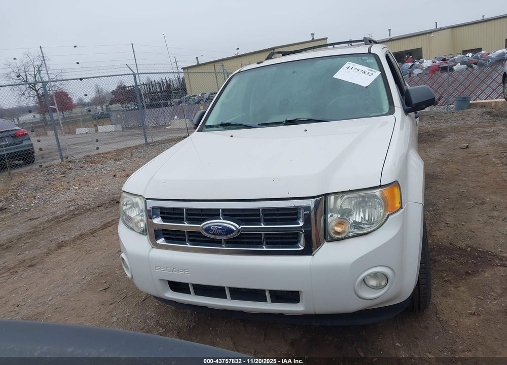2009 FORD ESCAPE XLT VIN: 1FMCU03729KB26884