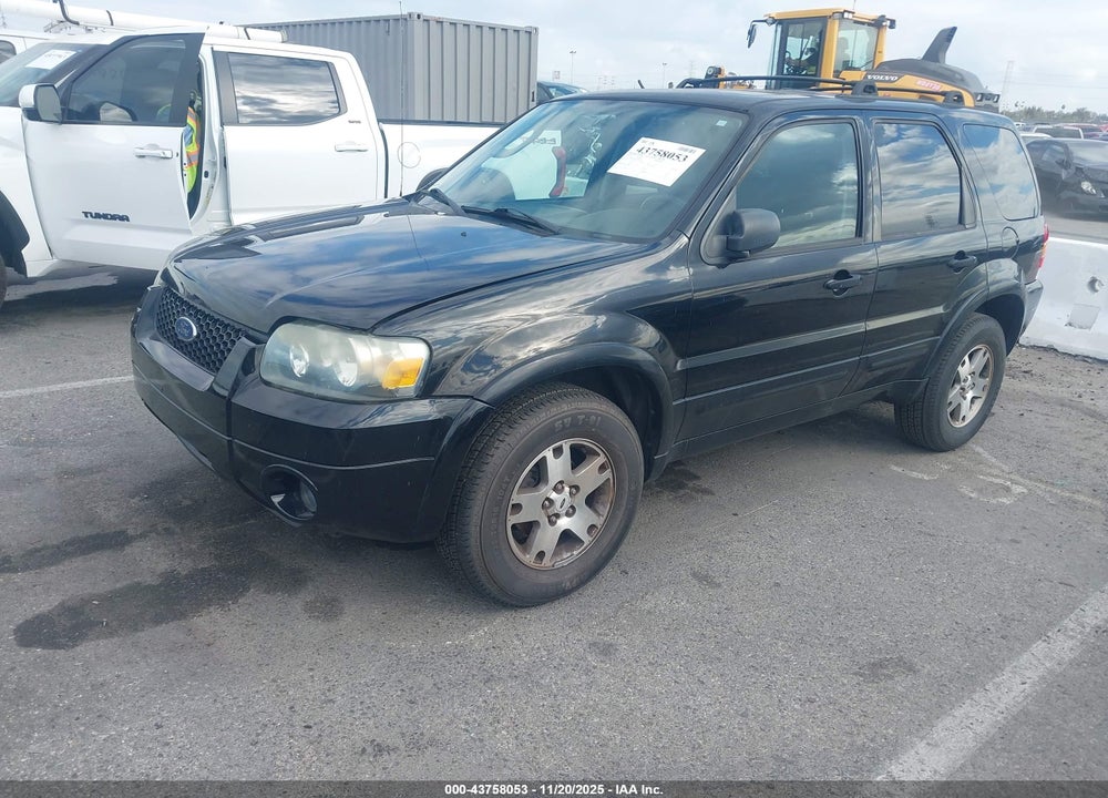 2005 FORD ESCAPE LIMITED VIN: 1FMCU04125KB11015
