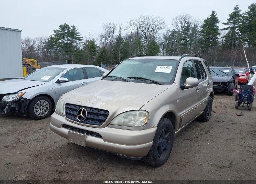 2001 MERCEDES-BENZ ML 320 VIN: 4JGAB54E81A239191