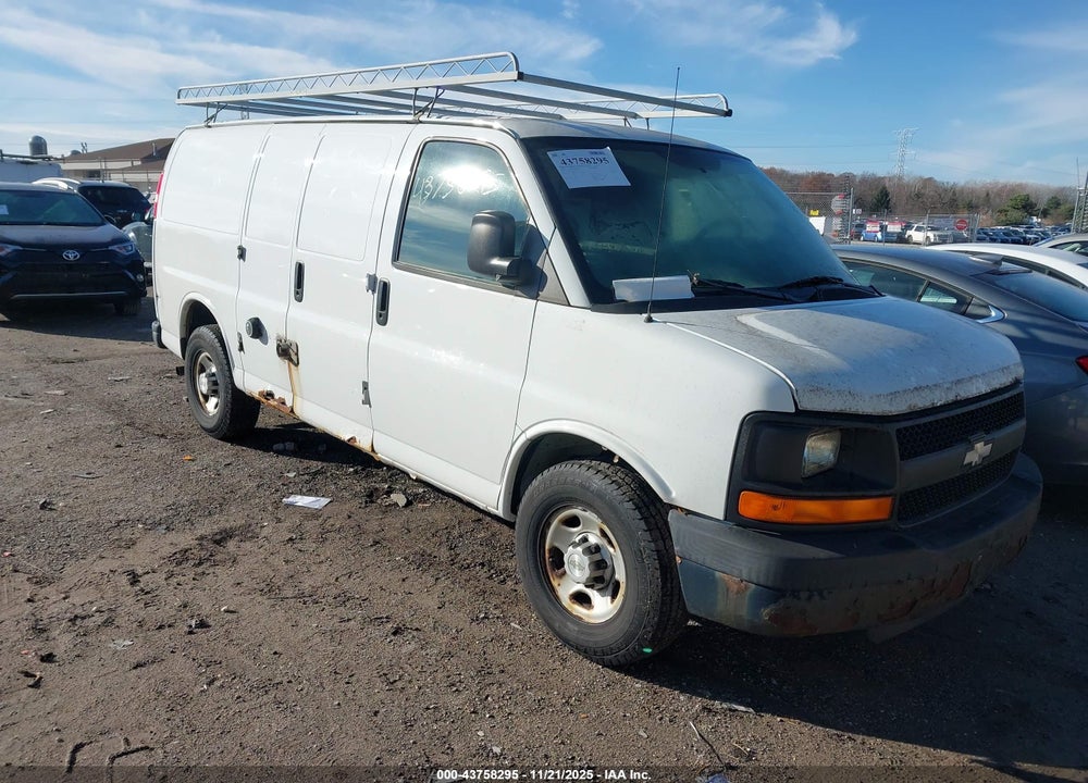 2008 CHEVROLET EXPRESS WORK VAN VIN: 1GCGG25C381201907