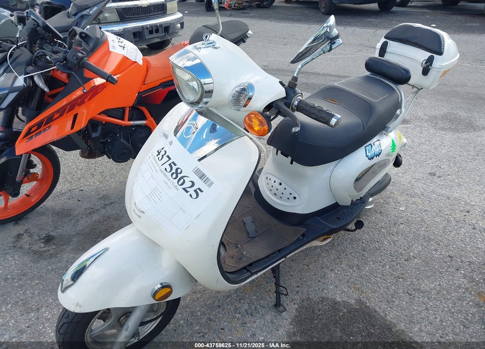 2008 FLYSCOOTERS II BELLO VIN: L5YTCKPA081207114