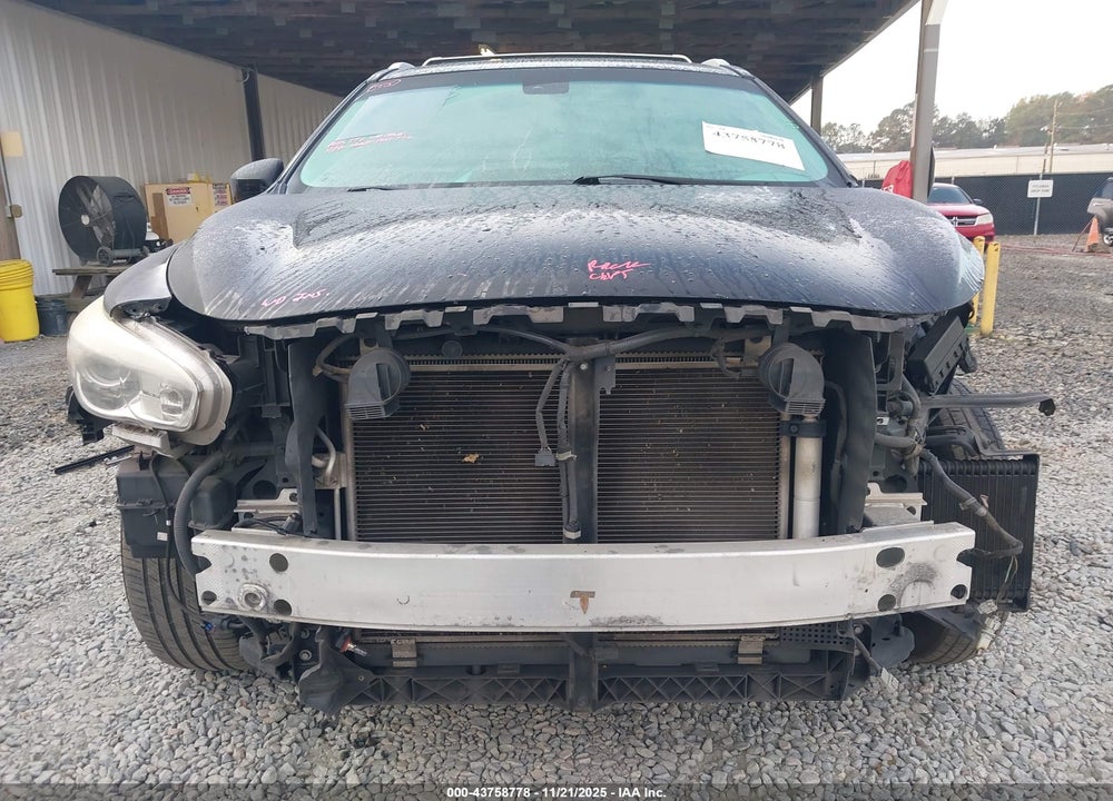 2015 INFINITI QX60 VIN: 5N1AL0MN1FC532412
