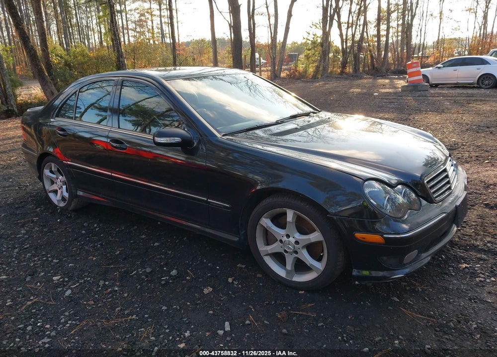 2007 MERCEDES-BENZ C 230 SPORT VIN: WDBRF52H57F920251