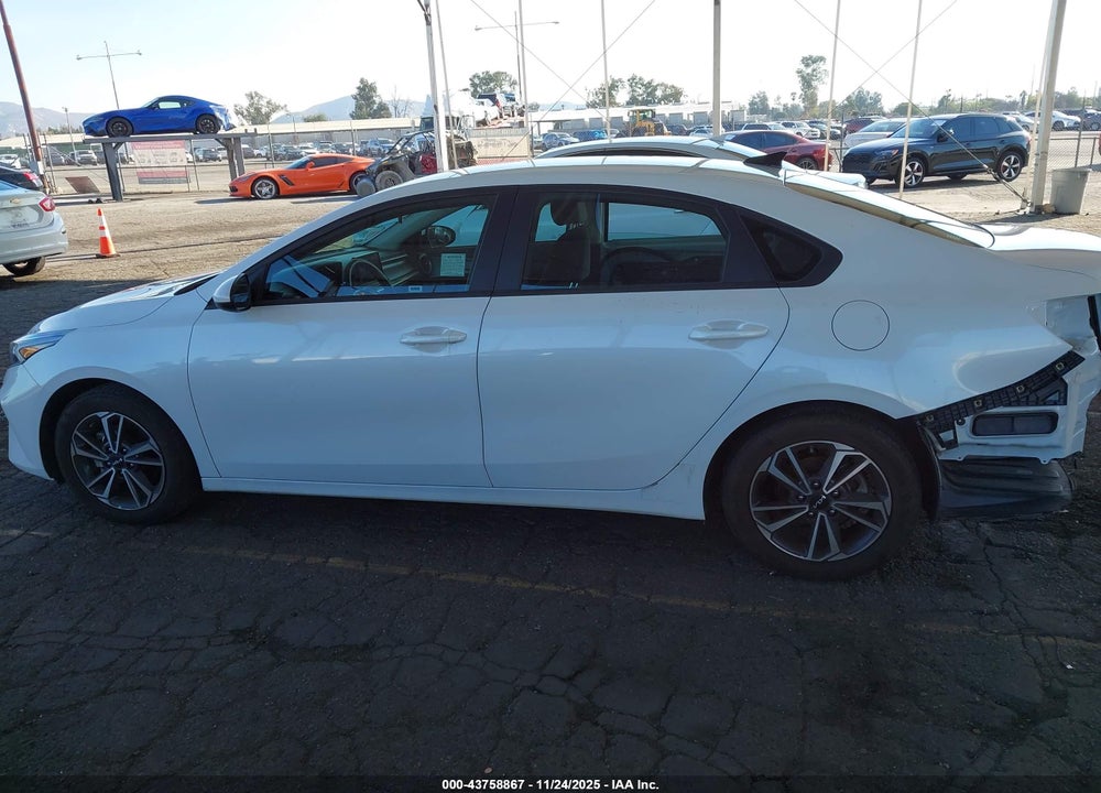 2024 KIA FORTE LXS VIN: 3KPF24AD4RE802892