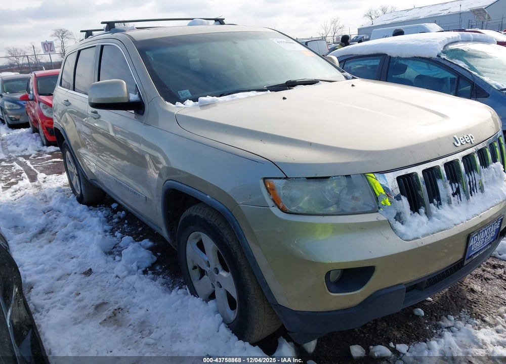 2011 JEEP GRAND CHEROKEE LAREDO VIN: 1J4RR4GG8BC735313