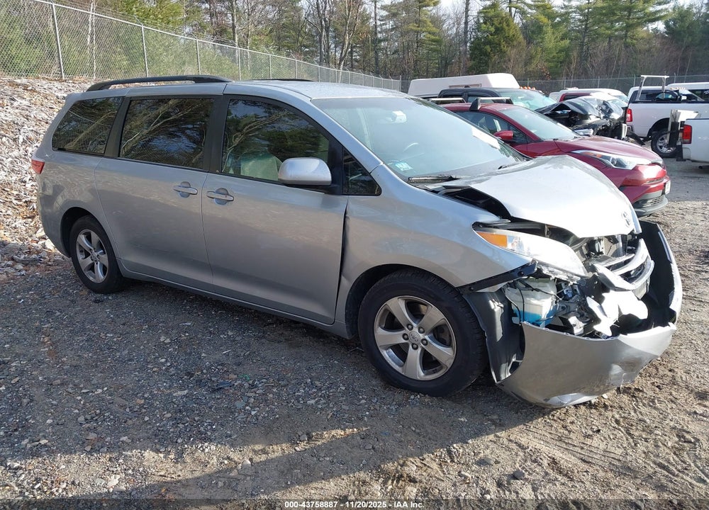 2015 TOYOTA SIENNA LE 8 PASSENGER VIN: 5TDKK3DC1FS616188
