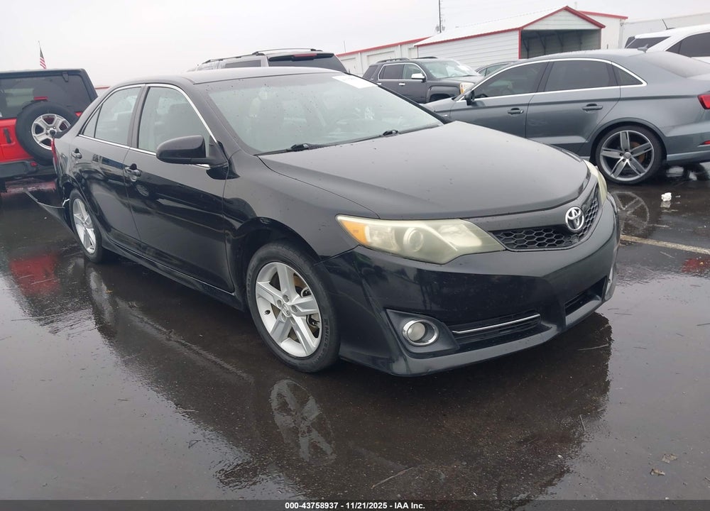2014 TOYOTA CAMRY SE VIN: 4T1BF1FKXEU470571