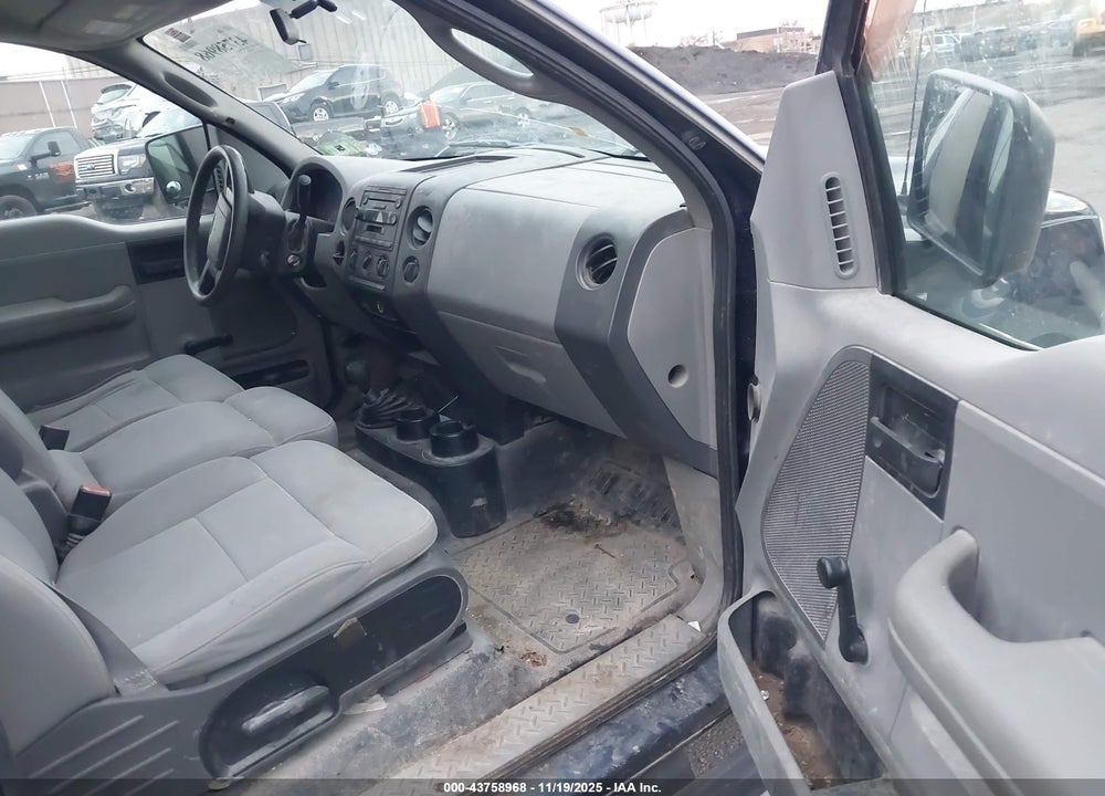2004 FORD F-150 STX/XL/XLT VIN: 1FTRX14W14NB79665
