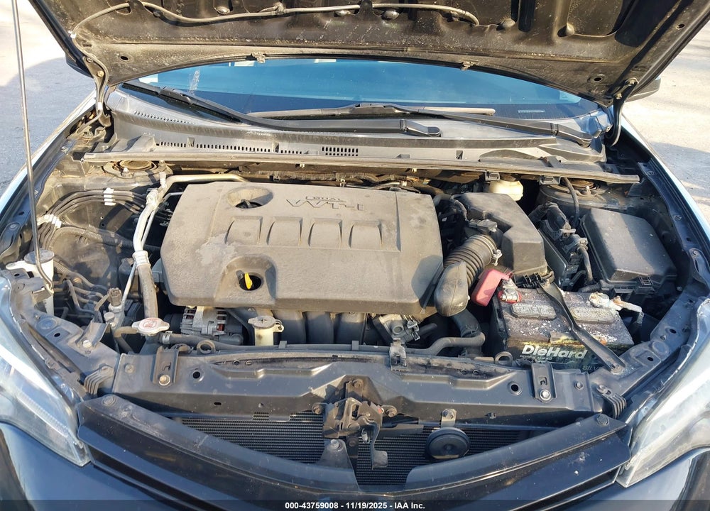 2018 TOYOTA COROLLA LE VIN: 2T1BURHE8JC058446