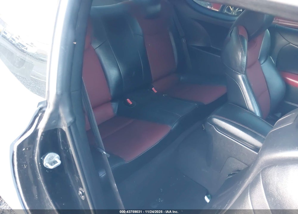 2011 HYUNDAI GENESIS 3.8 R-SPEC VIN: KMHHU6KHXBU053213