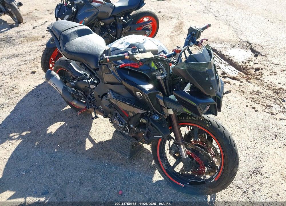 2017 YAMAHA FZ10 VIN: JYARN48E8HA000166