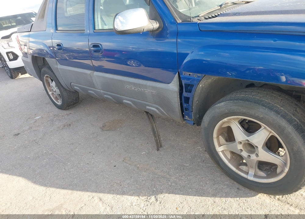 2003 CHEVROLET AVALANCHE 1500 VIN: 3GNEC13T03G182539