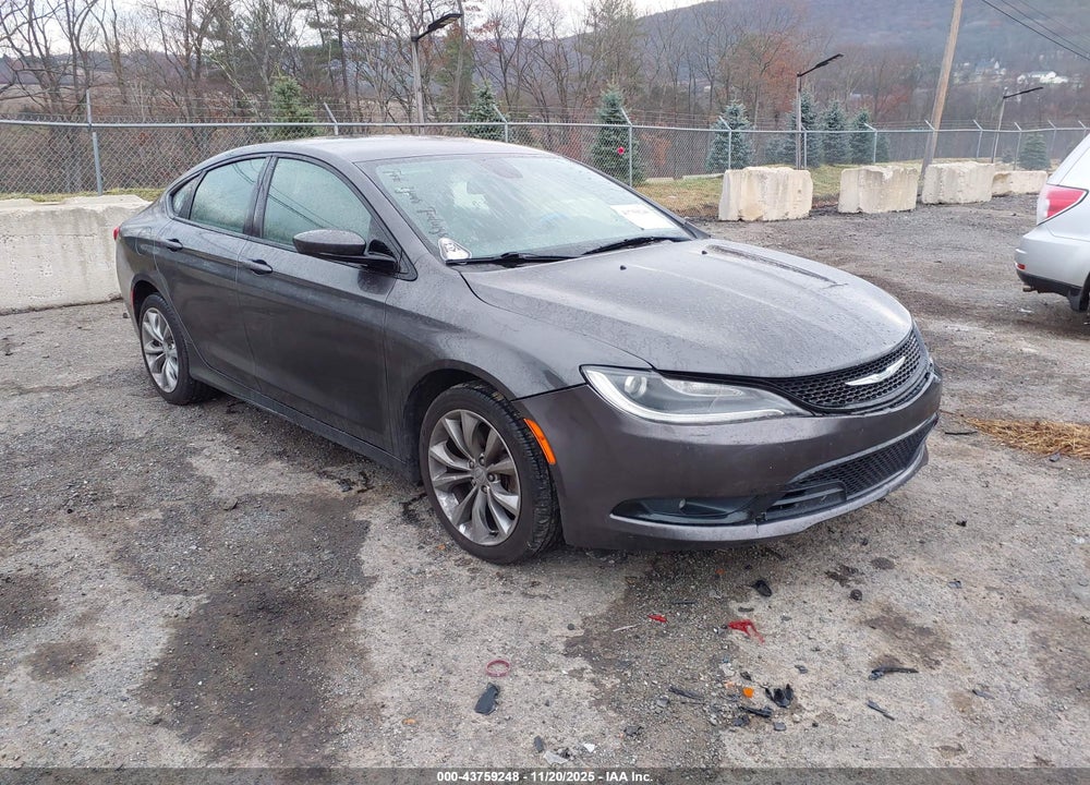 2015 CHRYSLER 200 S VIN: 1C3CCCDG7FN610443
