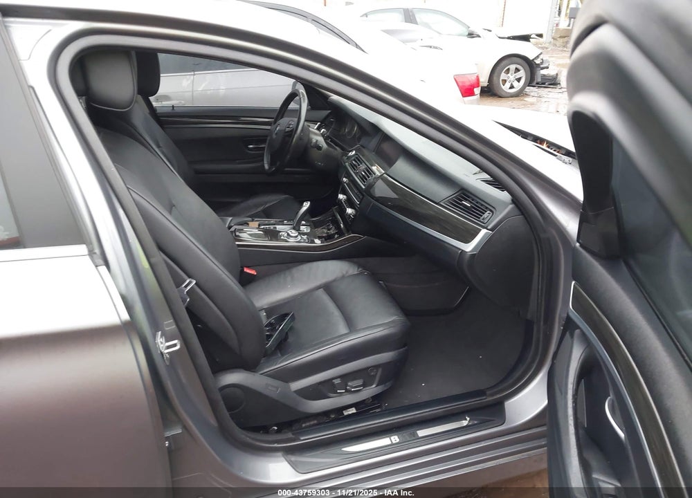 2013 BMW 535I XDRIVE VIN: WBAFU7C57DDU72626