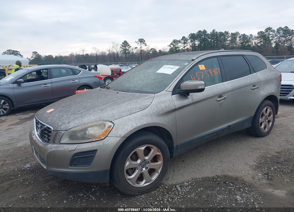 2013 VOLVO XC60 3.2 PLATINUM VIN: YV4952DZ0D2415789