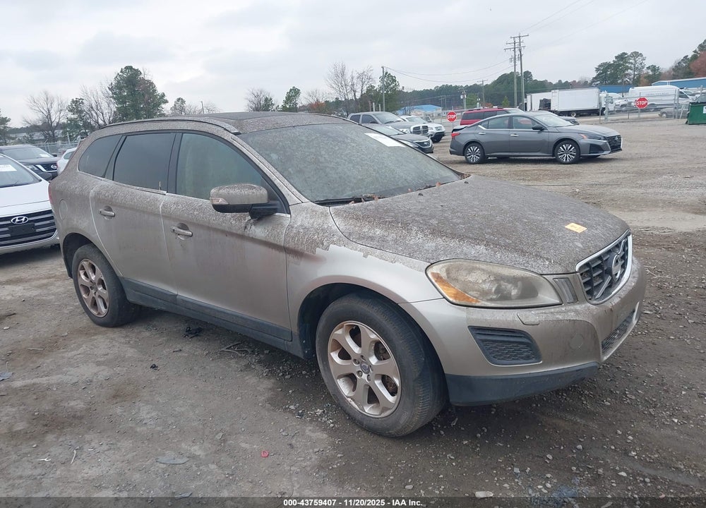2013 VOLVO XC60 3.2 PLATINUM VIN: YV4952DZ0D2415789