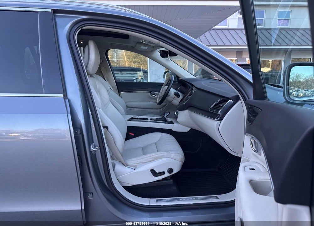 2020 VOLVO XC90 VIN: YV4102PK9L1587026